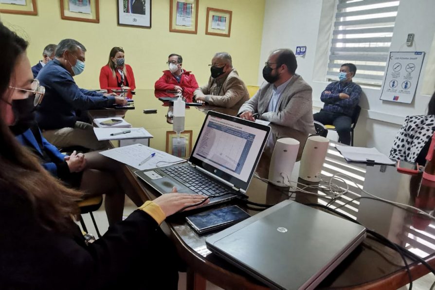 Servicio de Salud Arica realizó segunda mesa regional con parlamentarios y autoridades de Gobierno