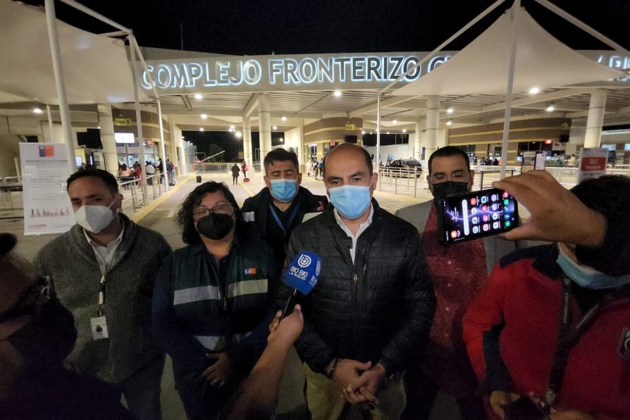 Pasos fronterizos de Chacalluta, Chungará y Visviri normalizaron ingreso de personas a Chile tras dos años de cierre por Pandemia