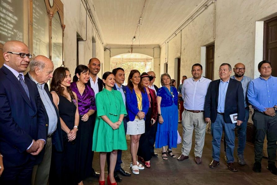 Ex ferrocarril Arica-La Paz se transformará en futura biblioteca regional
